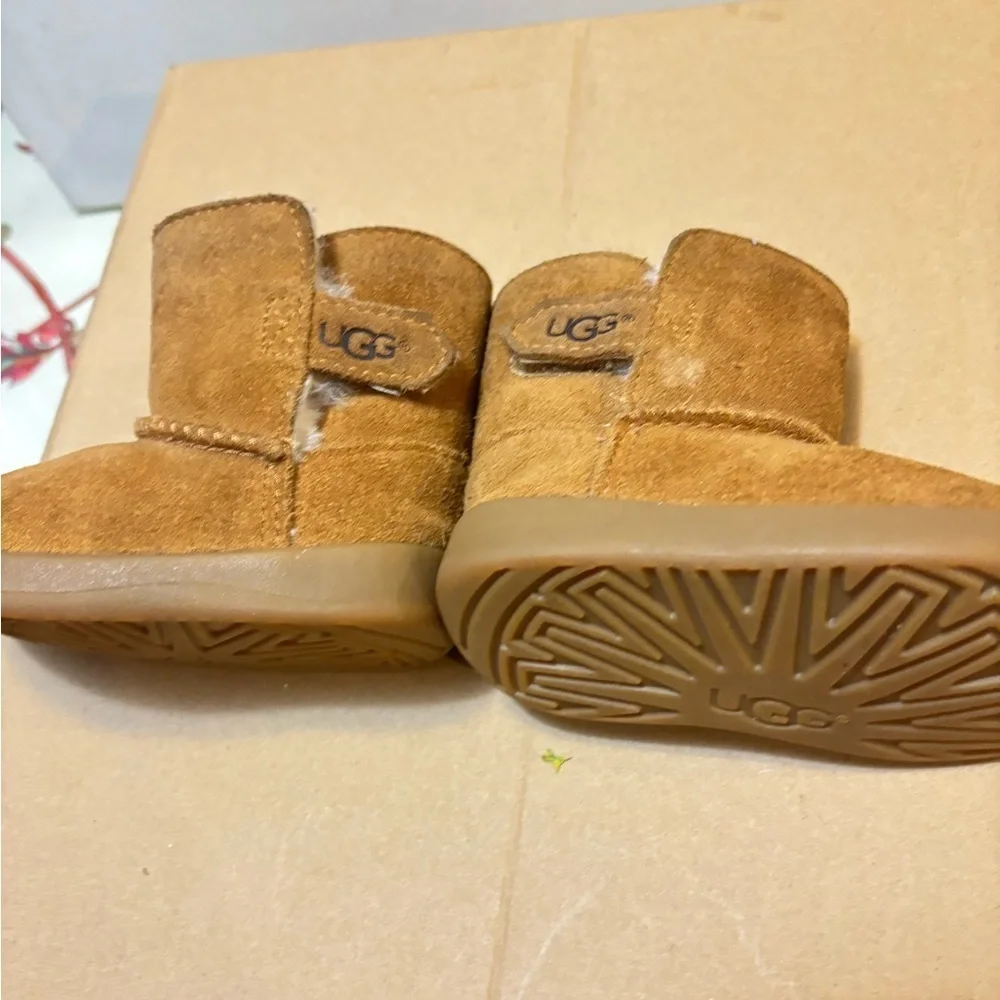 Ugg Keelan II boots for kids